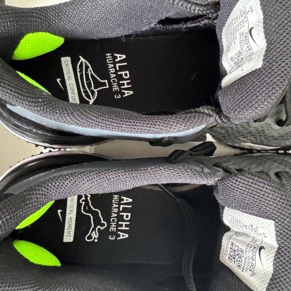 Nike Huarache Turf Shoes - Picture 5 of 7